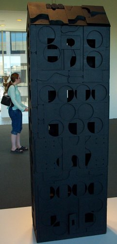 Nevelson 1972 Dream House XXXII.jpg